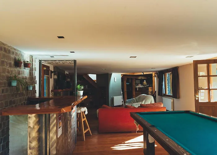 Sunny Bed and Breakfast Villa La Angostura